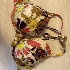 Victoria’s Secret Bikini Top. 34 D